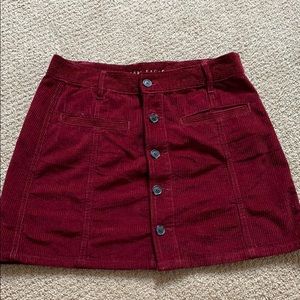 American Eagle Skirt ( NEW WITH TAGS )